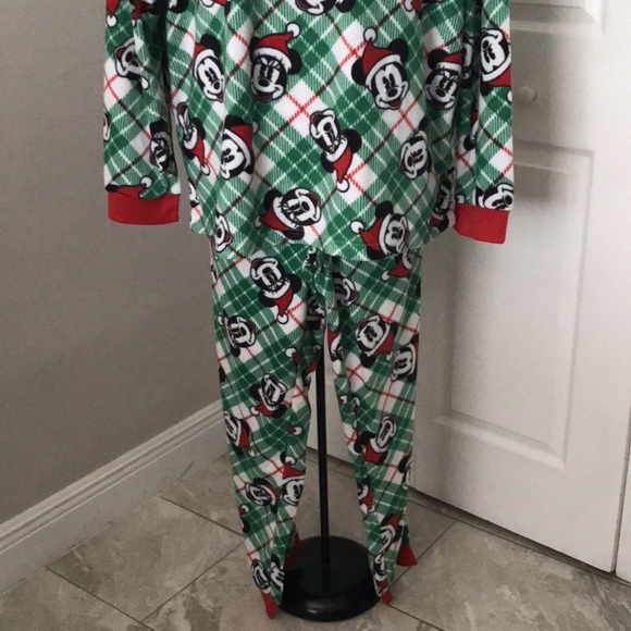 Disney's Mens Mickey Mouse & Minnie Mouse Holliday Pajama Set | XL - Picture 5 of 12